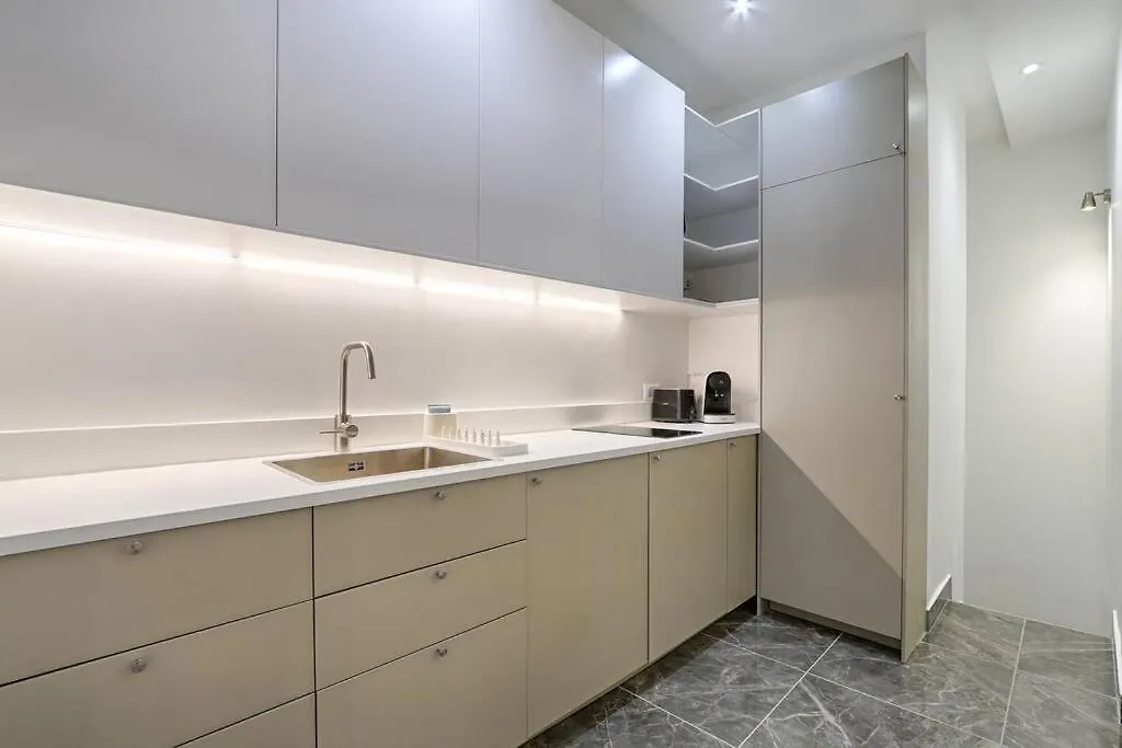 Buttes Chaumont Charming Apartment 4P Paris